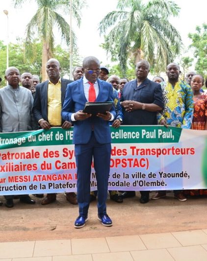 Les transporteurs remercient le maire de la ville pour la construction de la plateforme multimodale d’Olembe